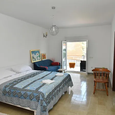Apartment Dora Duboka