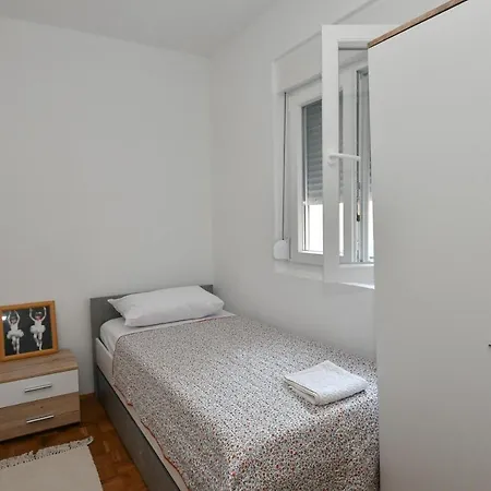 Dora Apartamento *